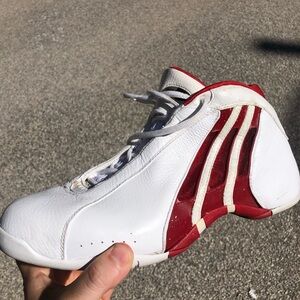 Adidas Basketball Sneaker